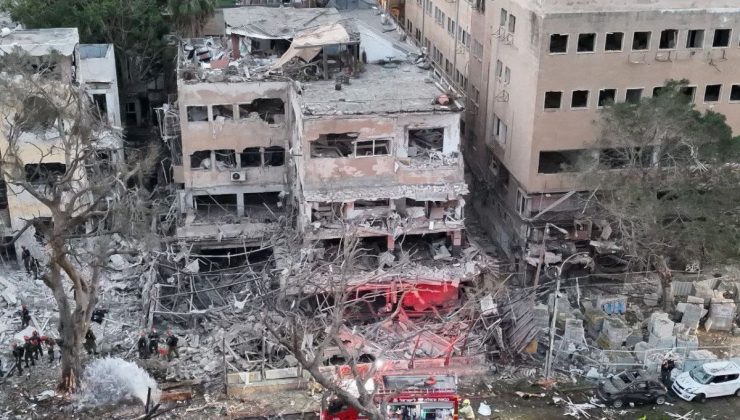 İsrail’de Şafak Vakti: İran Füze Saldırısının Ardından Enkazlar Gözler Önüne Serdi